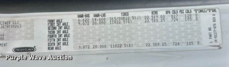 image for item EG1004 2007 Freightliner  Business Class M2 crane truck