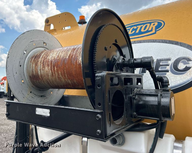 image for item EG1013 2004 Vac-Tec 959 vacuum excavator