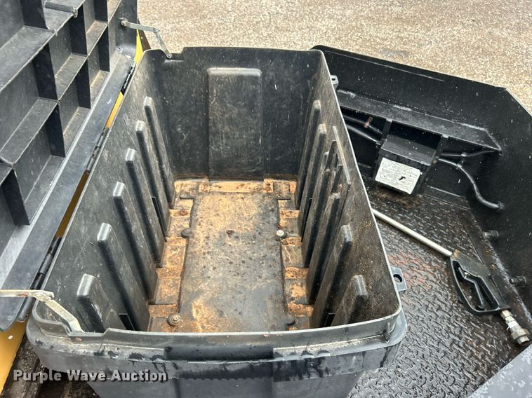 image for item EG1013 2004 Vac-Tec 959 vacuum excavator