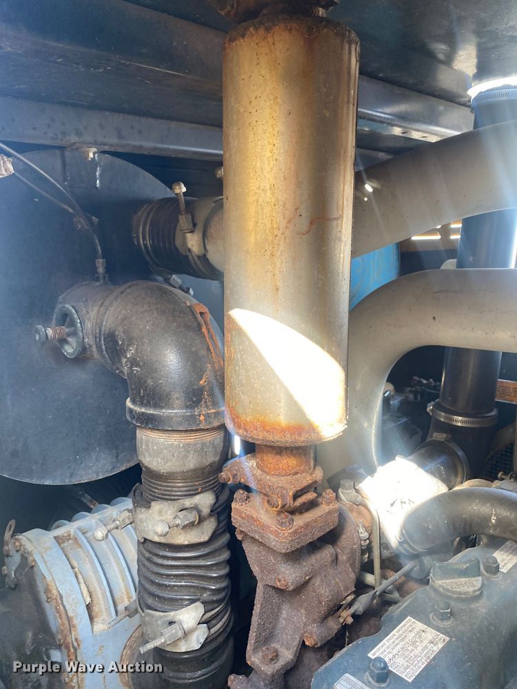 image for item EG1013 2004 Vac-Tec 959 vacuum excavator