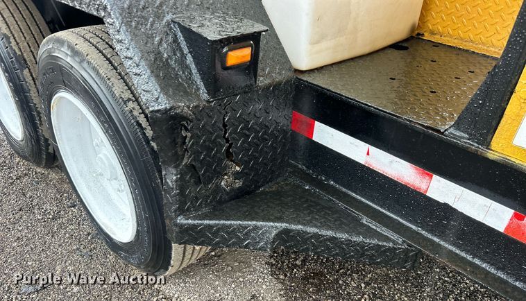 image for item EG1013 2004 Vac-Tec 959 vacuum excavator