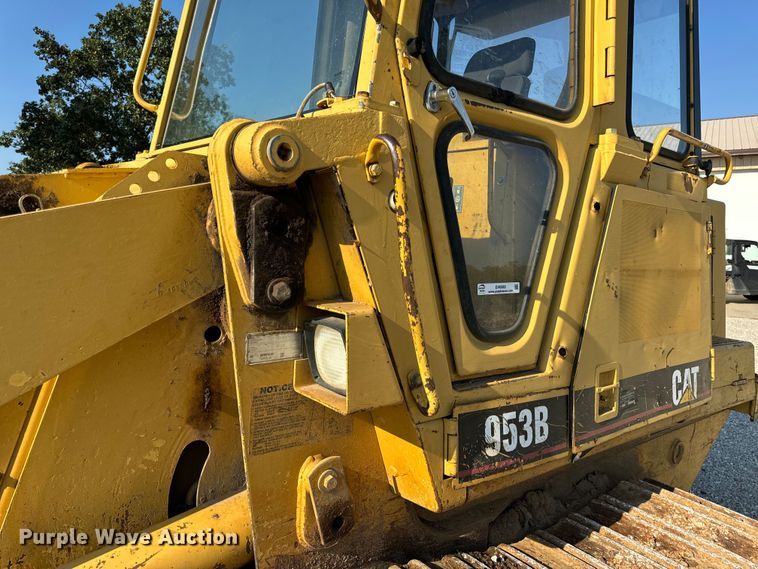 image for item EH6985 1993 Caterpillar 953B track loader