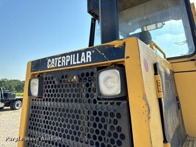 image for item EH6985 1993 Caterpillar 953B track loader