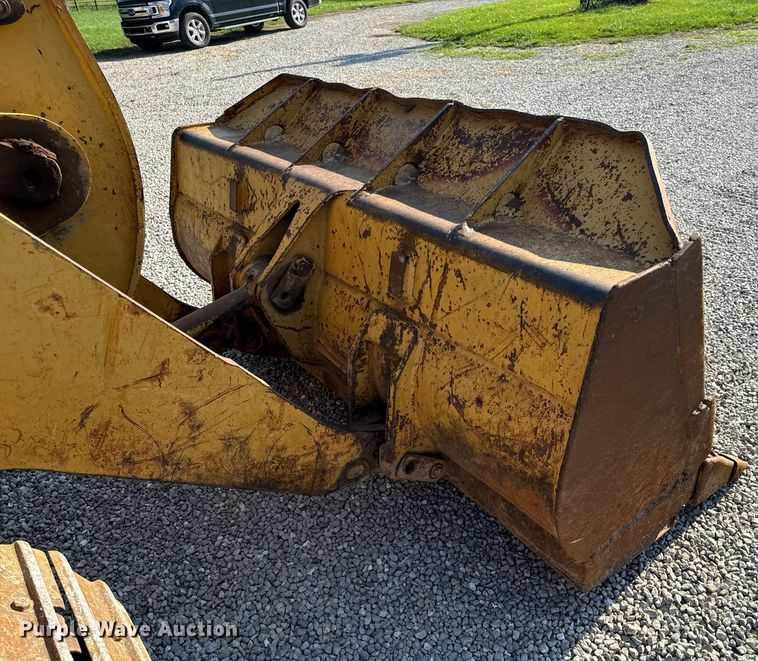 image for item EH6985 1993 Caterpillar 953B track loader