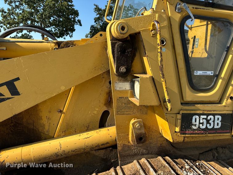image for item EH6985 1993 Caterpillar 953B track loader