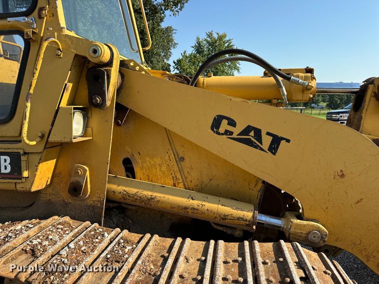 image for item EH6985 1993 Caterpillar 953B track loader