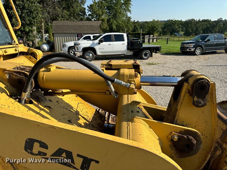 image for item EH6985 1993 Caterpillar 953B track loader