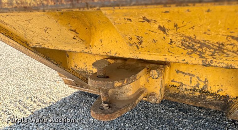 image for item EH6985 1993 Caterpillar 953B track loader