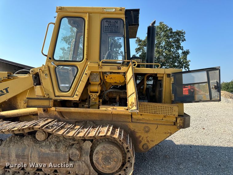 image for item EH6985 1993 Caterpillar 953B track loader
