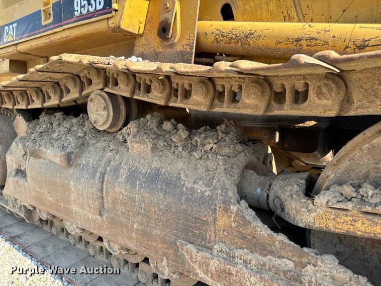 image for item EH6985 1993 Caterpillar 953B track loader