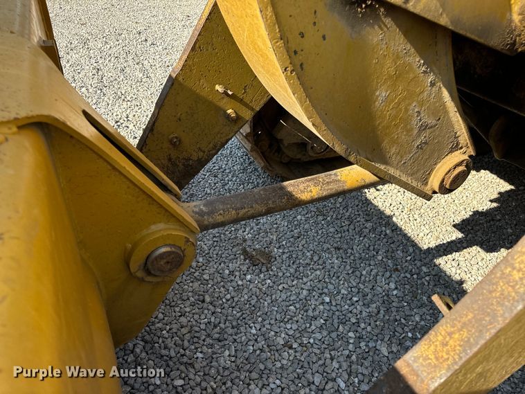 image for item EH6986 1994 Caterpillar  953B track loader