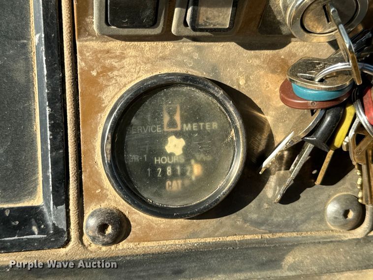 image for item EH6986 1994 Caterpillar  953B track loader