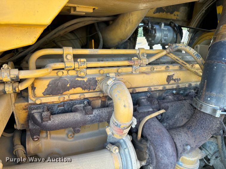 image for item EH6986 1994 Caterpillar  953B track loader