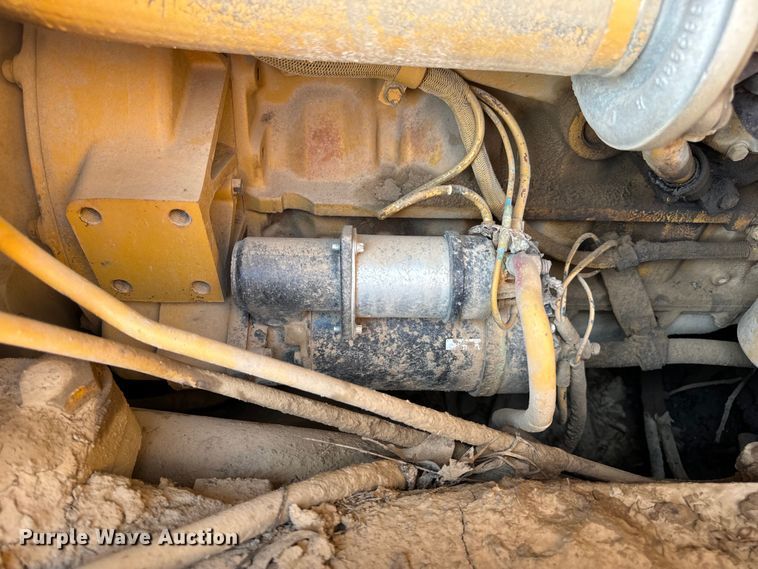 image for item EH6986 1994 Caterpillar  953B track loader