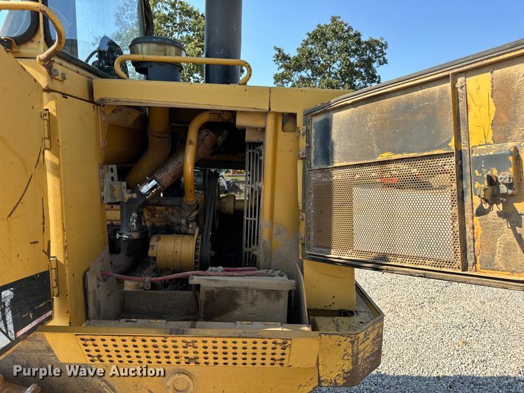 image for item EH6986 1994 Caterpillar  953B track loader