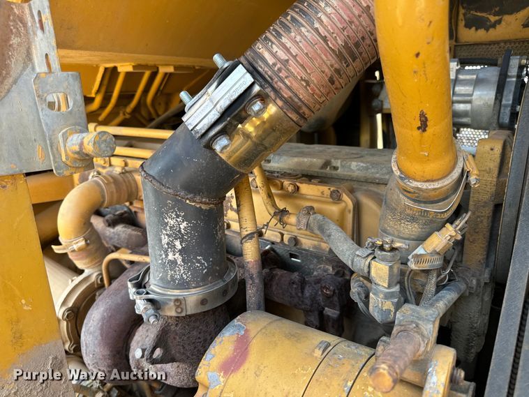image for item EH6986 1994 Caterpillar  953B track loader
