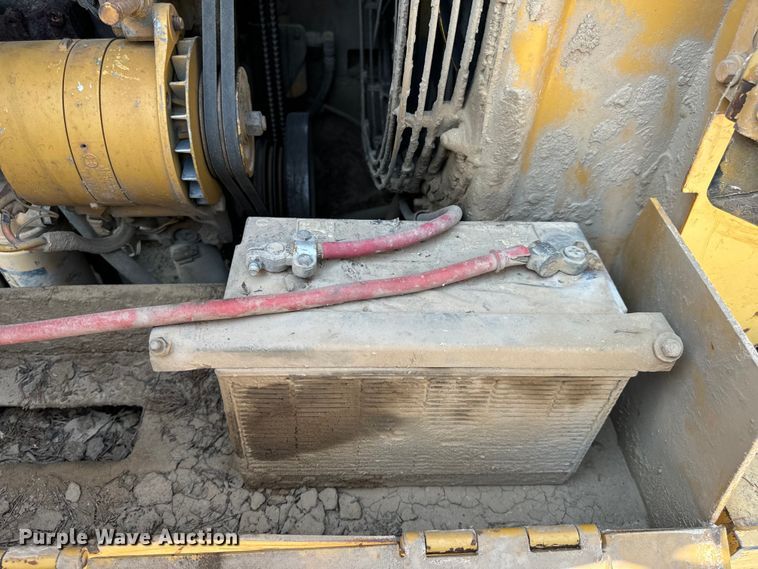 image for item EH6986 1994 Caterpillar  953B track loader