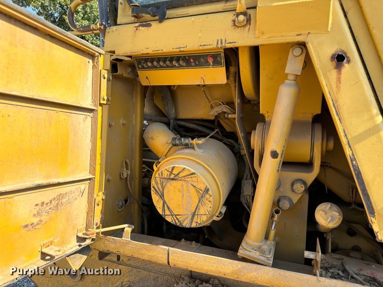 image for item EH6986 1994 Caterpillar  953B track loader