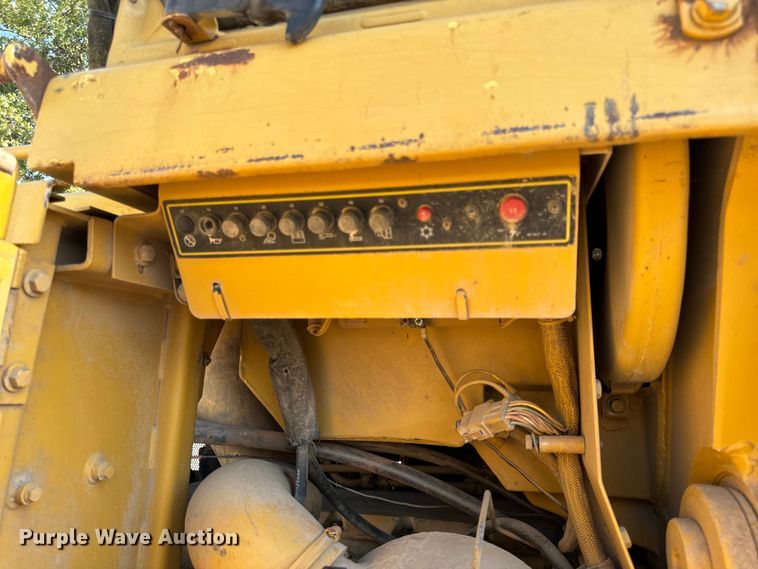 image for item EH6986 1994 Caterpillar  953B track loader
