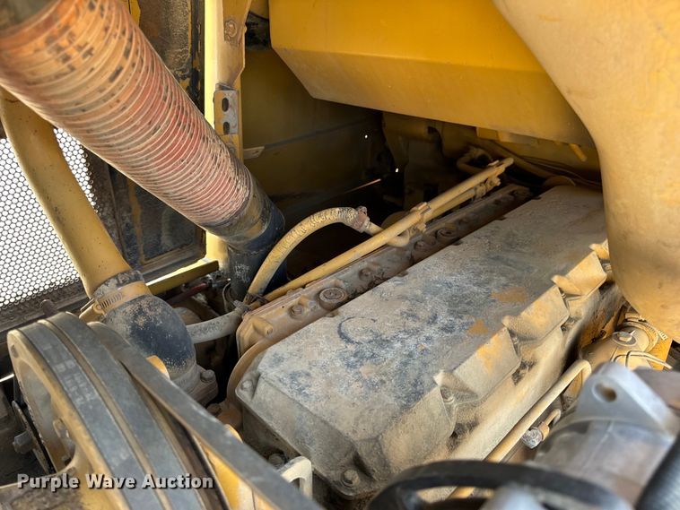 image for item EH6986 1994 Caterpillar  953B track loader