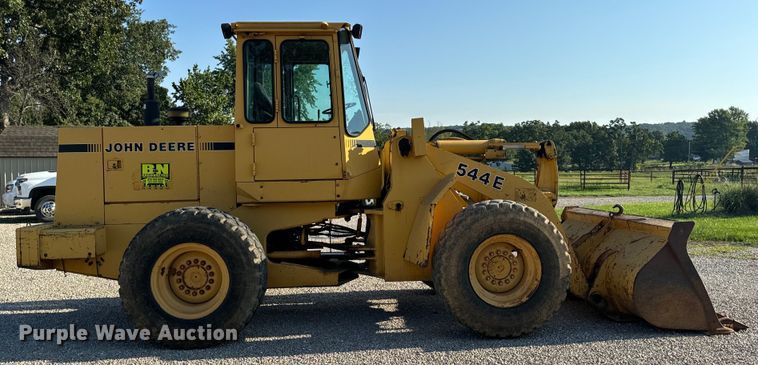 image for item EH6989 1988 John Deere 544E wheel loader