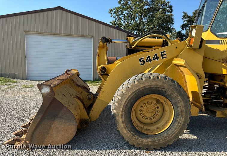 image for item EH6989 1988 John Deere 544E wheel loader