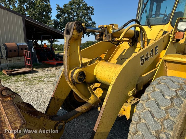 image for item EH6989 1988 John Deere 544E wheel loader
