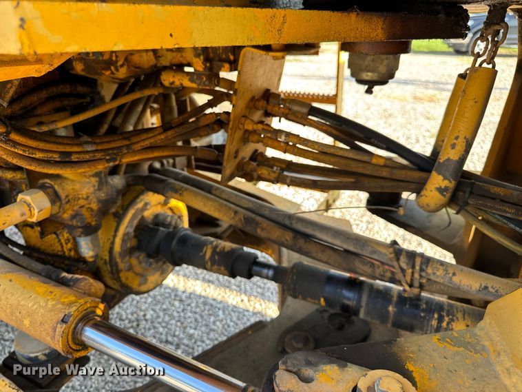 image for item EH6989 1988 John Deere 544E wheel loader