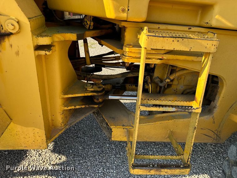 image for item EH6989 1988 John Deere 544E wheel loader