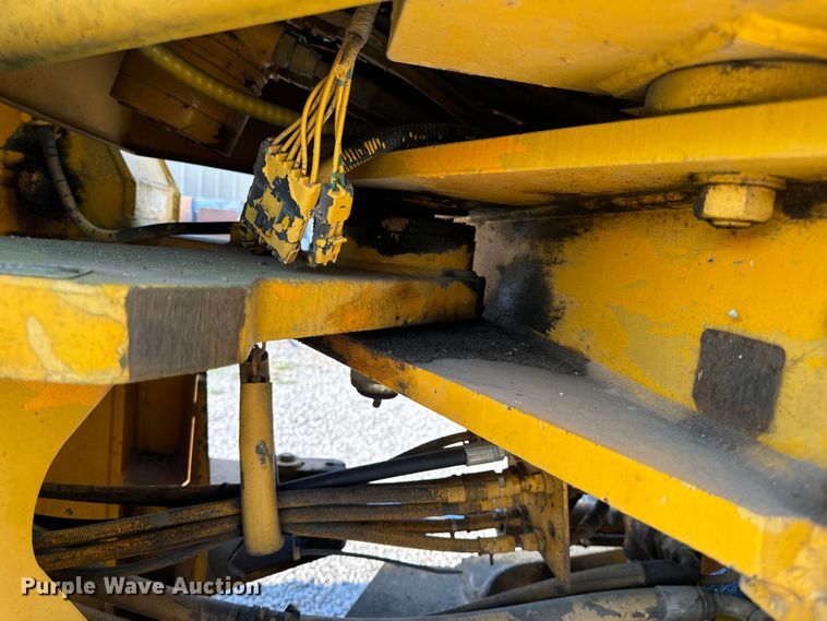 image for item EH6989 1988 John Deere 544E wheel loader