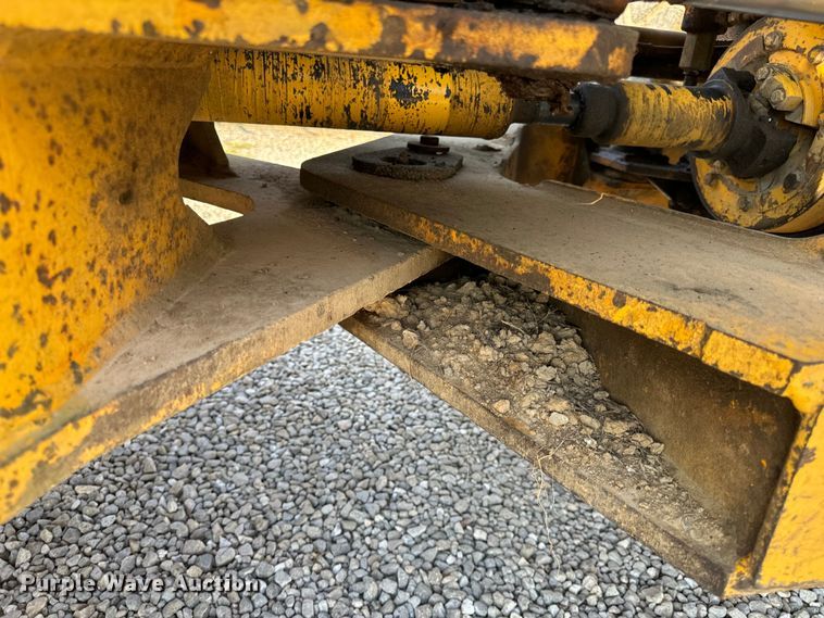 image for item EH6989 1988 John Deere 544E wheel loader