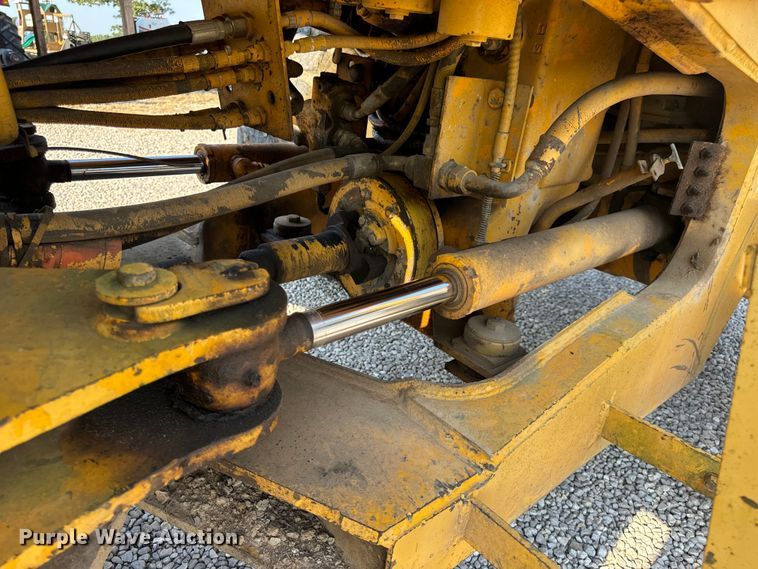 image for item EH6989 1988 John Deere 544E wheel loader