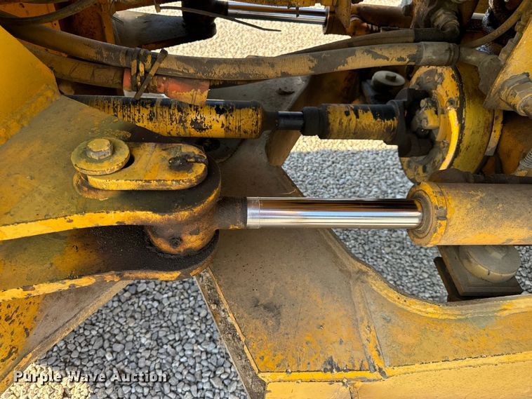 image for item EH6989 1988 John Deere 544E wheel loader