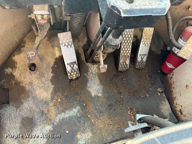 image for item EH6989 1988 John Deere 544E wheel loader