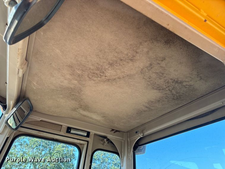 image for item EH6989 1988 John Deere 544E wheel loader