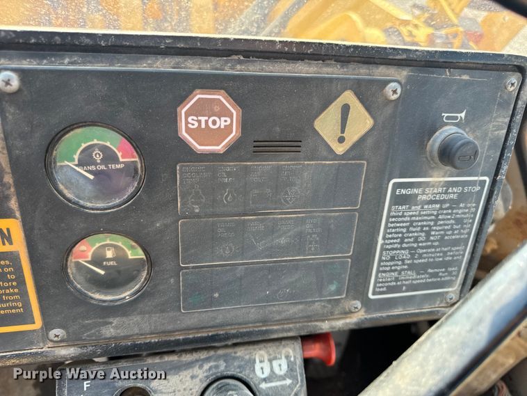 image for item EH6989 1988 John Deere 544E wheel loader