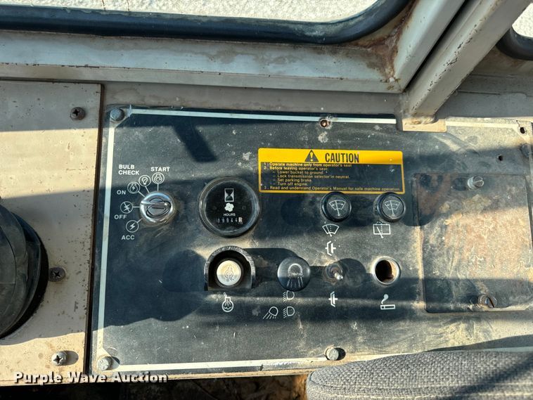 image for item EH6989 1988 John Deere 544E wheel loader