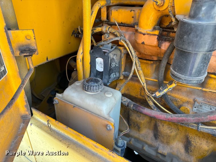 image for item EH6989 1988 John Deere 544E wheel loader