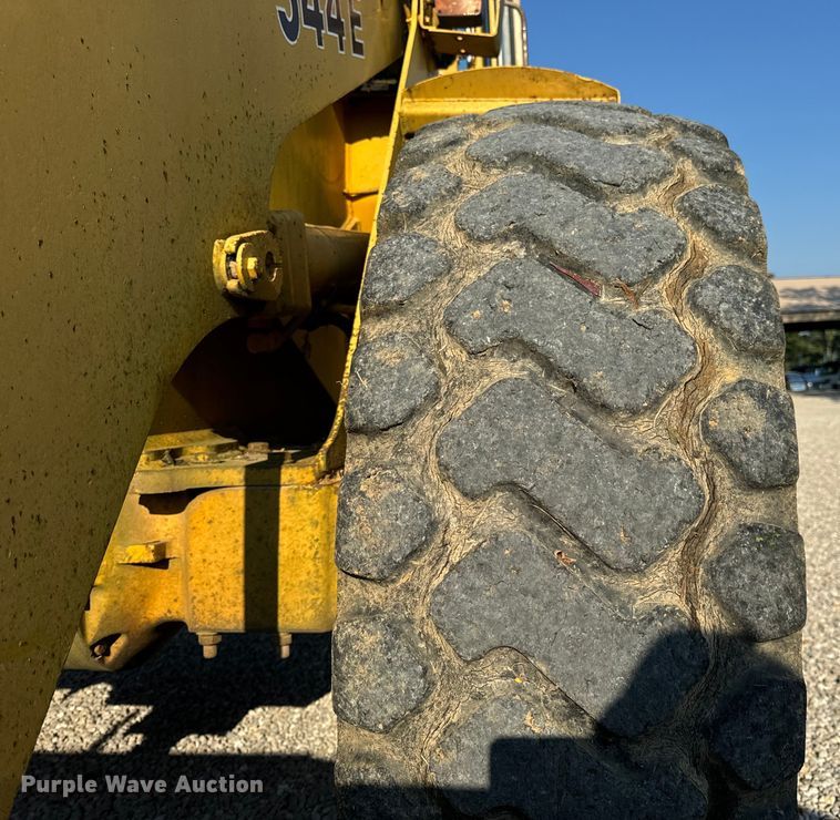 image for item EH6989 1988 John Deere 544E wheel loader