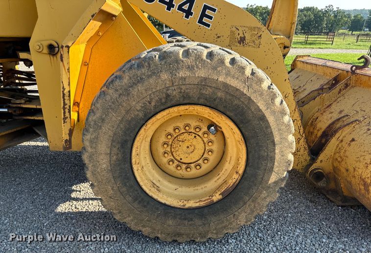 image for item EH6989 1988 John Deere 544E wheel loader