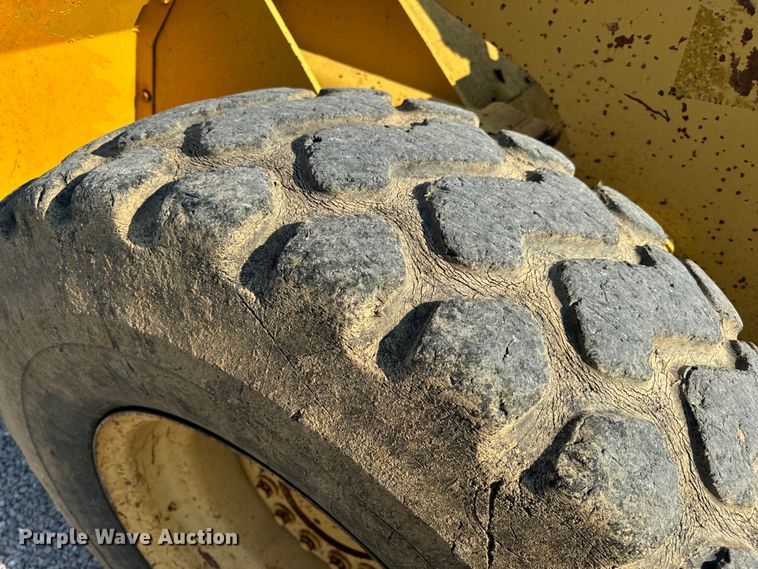 image for item EH6989 1988 John Deere 544E wheel loader