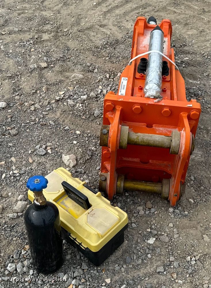 image for item EH6998 2024 Jisan JSB400B breaker