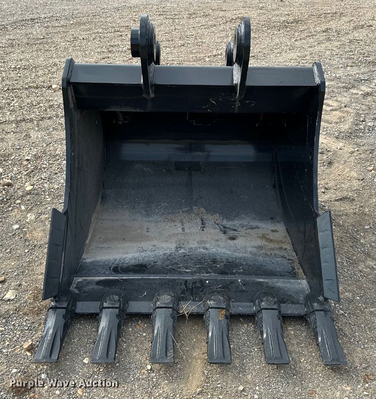 image for item EH6999 2022 Bobcat H18-1200-5105 excavator bucket