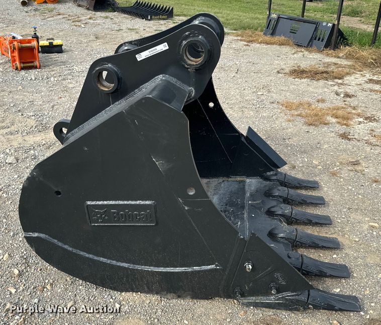 image for item EH6999 2022 Bobcat H18-1200-5105 excavator bucket