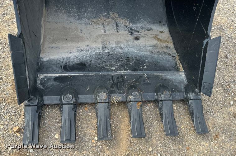 image for item EH6999 2022 Bobcat H18-1200-5105 excavator bucket