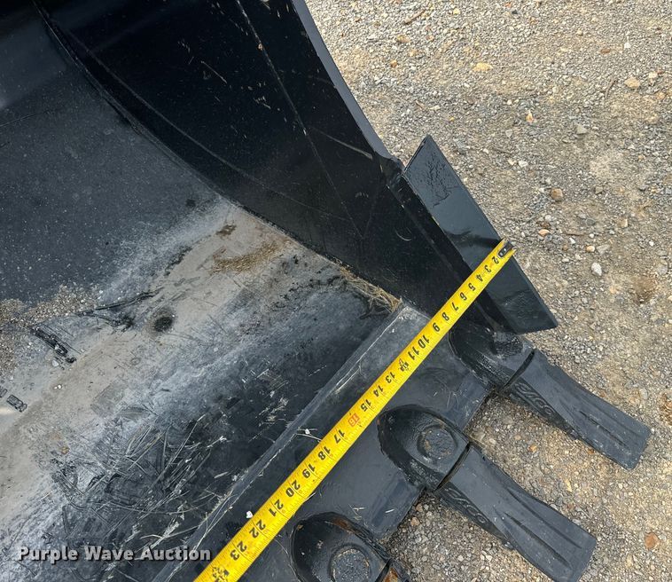 image for item EH6999 2022 Bobcat H18-1200-5105 excavator bucket