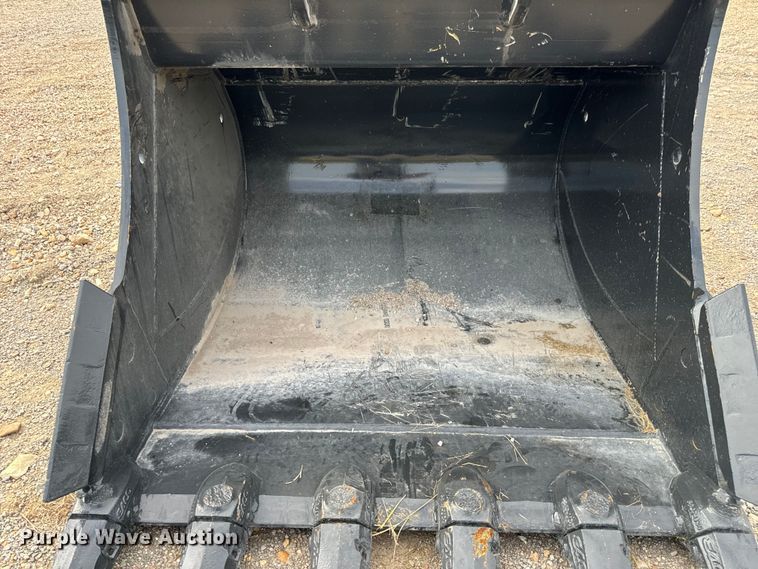 image for item EH6999 2022 Bobcat H18-1200-5105 excavator bucket