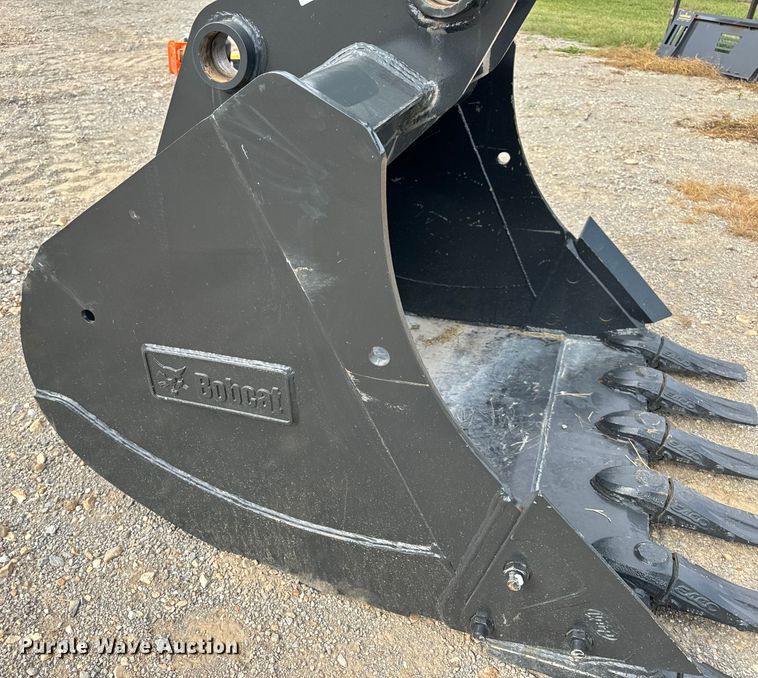 image for item EH6999 2022 Bobcat H18-1200-5105 excavator bucket