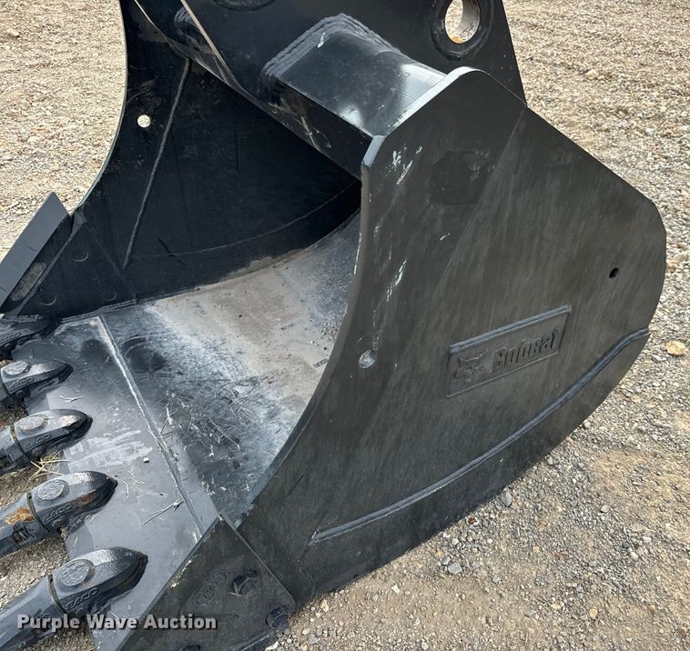 image for item EH6999 2022 Bobcat H18-1200-5105 excavator bucket