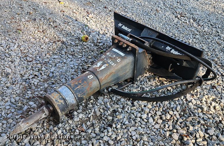 image for item EI8288 Bobcat HB980 breaker